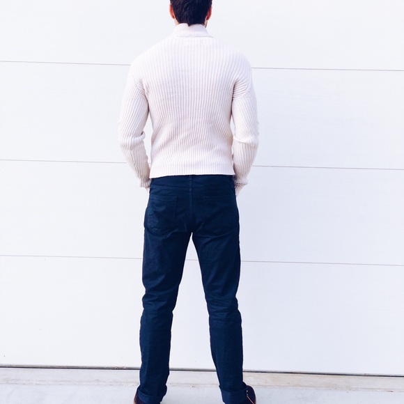 // SOLD // - Picture 5 of 8